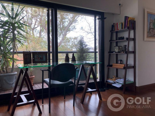Vendo O Alquilo Apartamento De 3 Dormitorios Con 2 Garajes, Área De Playroom Exclusiva, Carrasco