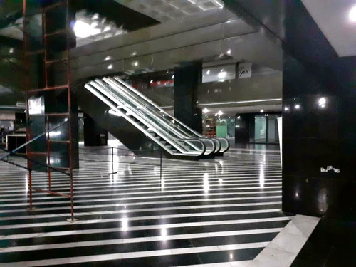 Imagen 2 de 9 de Local En Alquiler En Caracas (400.jt)
