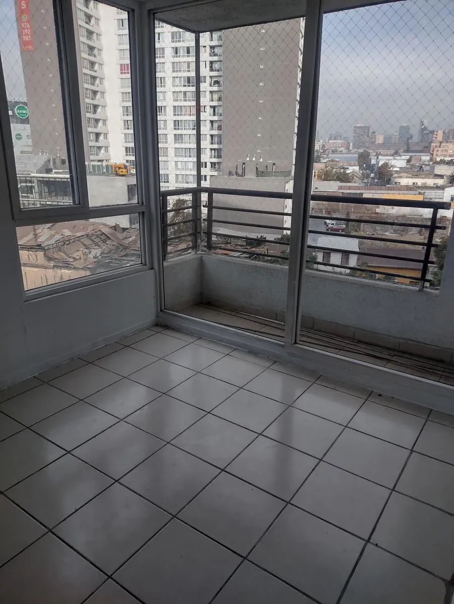 Imagen 1 de 16 de Vendo Ermoso Departamento En Calle Maruri