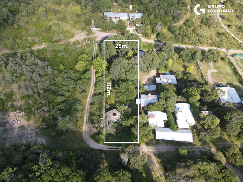 Amplio Lote + Construccion En B° La Quebrada - Rio Ceballos