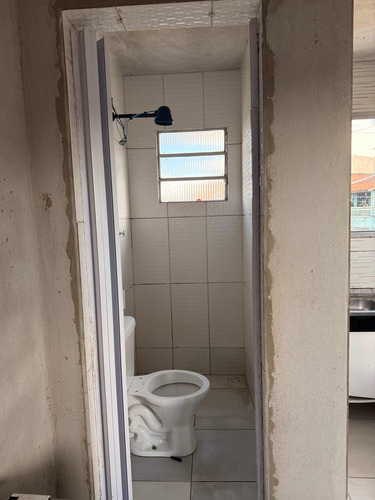 Salão De Festa Com Piscina E 3 Kitnet