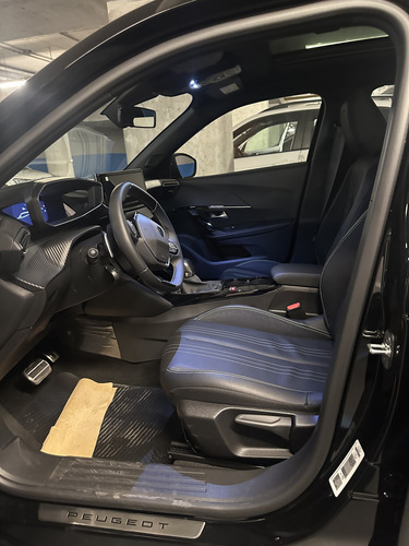 Peugeot 2008 1.0T Gt