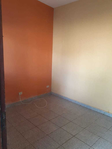 Imagem 3 de 14 de Chácara Ibiuna 1.000 Mts 2 Casas, Pomar! Parcelado Ac Carro!