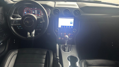 Ford Mustang 5.0 Mach 1 V8 2p
