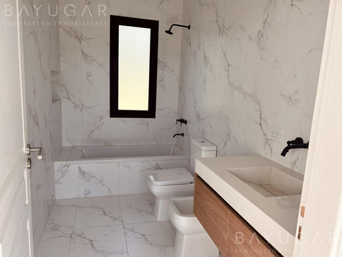 Imagen 25 de 27 de Venta | Excelente Casa A Estrenar En La Escondida, Manzanares | Bayugar Negocios Inmobiliarios