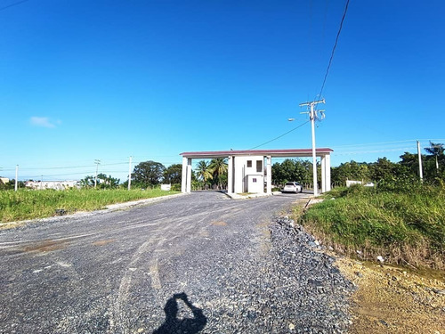 Imagen 3 de 14 de Vendo Solar Comercial De 150 A 385 Mt2 En Plena Avenida Ubicado En Residencial Privado Con Agua Luz Y Calles En Santo Domingo Norte Próximo A La Estación Del Metro Mamá Tingo, La Sirena Y El Parque P