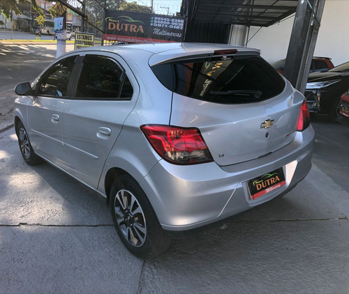 Chevrolet Onix 1.4 MPFI LTZ 8V FLEX 4P MANUAL