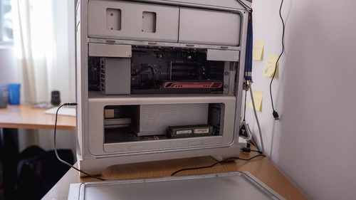 Mac Pro Apple Md770ll/a Xeon Quad Core 3.2ghz