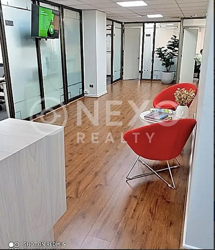 Oficina De 282m2 En Nueva De Lyon, Providencia