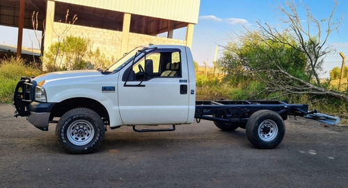 Imagem 2 de 9 de Ford F350 4x4