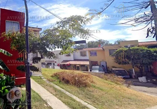 Venta De Casa En Loma De Málaga, Jalisco Jrg-053