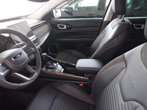 Imagen 6 de 15 de Jeep Commander 2.0 Td 4x4 Oveland 2023 Full