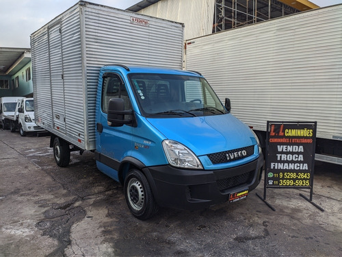 Iveco 30s13 35s14 Baú Porta Lateral Caminhonete Financia