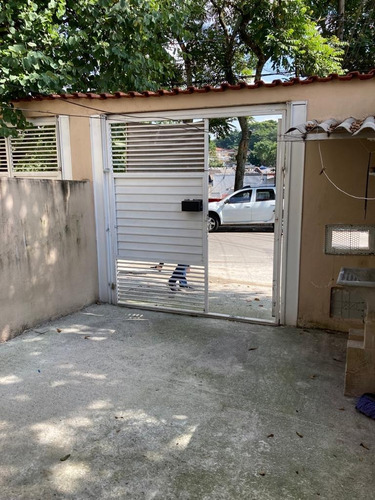Imagem 9 de 9 de Casa No Jaguaré 2 Quartos, Sala, Cozinha, 1 Vaga Fl54