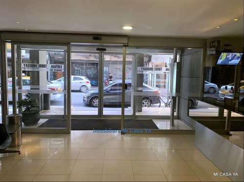 Imagen 5 de 17 de Venta Oficina Cordón Con Portería 24hs,vista Despejada