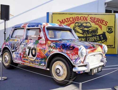 Austin Mini Cooper S 1:64 Hotwheels Matchbox Mr Brainwash