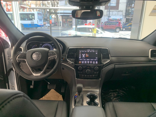 Imagen 8 de 9 de Jeep Grand Cherokee Limited 3.6 At8