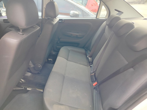 Volkswagen Voyage 1.0 12V MPI TOTALFLEX 4P MANUAL