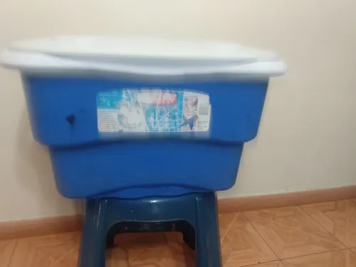 Cava Rubbermaid Usada 47 Lts. (Usado)