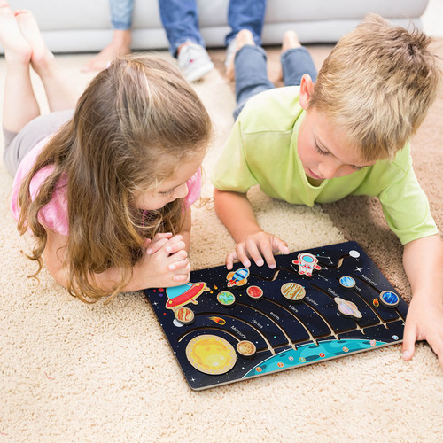 Un Rompecabezas De Inteligencia Infantil Sobre Nueve Planeta