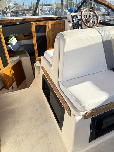 Crucero Intruder 720 Impecable , Equipado