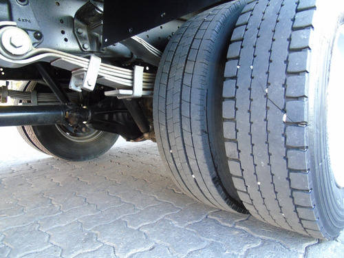 Imagem 10 de 14 de Ford Cargo 816 S