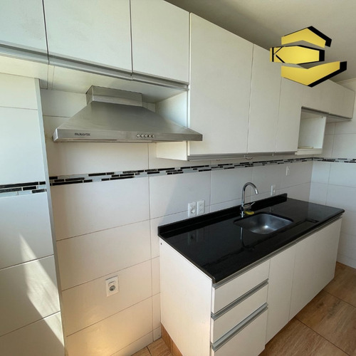 Imagen 6 de 13 de Alquiler Apartamento 2 Dormitorios Centro Montevideo B