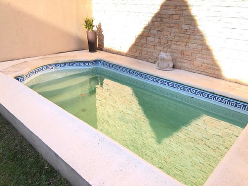 Imagen 15 de 17 de Casa Venta 4 Ambientes Martínez