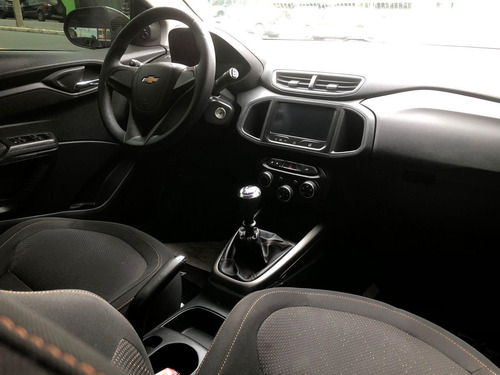Imagem 3 de 15 de Chevrolet Onix Hatch Ltz 1.4 8v Flexpower 5p