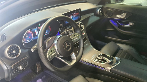Imagen 8 de 11 de Mercedes C300 Coupe 2020