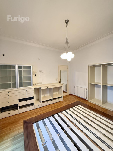 Venta. Departamento Planta Alta De 3 Dormitorios Con Terraza