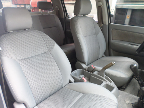 Toyota Hilux 2.5 Cab. Dupla 4x4 4p