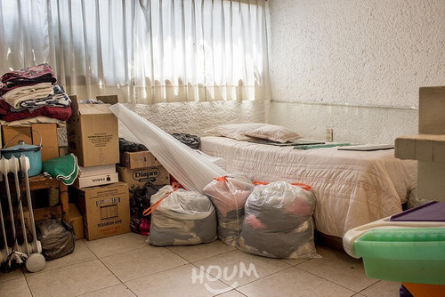 Casa En Bosques De Las Lomas, Miguel Hidalgo Con 3 Habitaciones