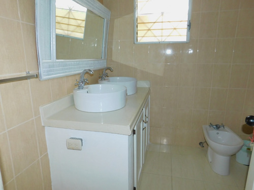 En Samaná, Republica Dominicana, Villas Listas Para Mudarse, Dos Habitaciones Con Sus Baños, ¡sala, Comedor, Cocina, Terraza Techada Y Patio En El Residencial Bahía De Los Dioses!