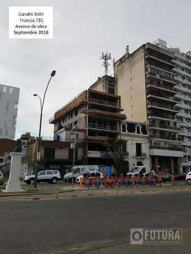 Imagen 2 de 6 de Cocheras En Venta - Francia 735