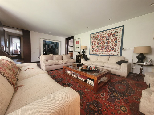 Departamento En Venta Exclusivo De 3d+e+s+ss En Las Condes