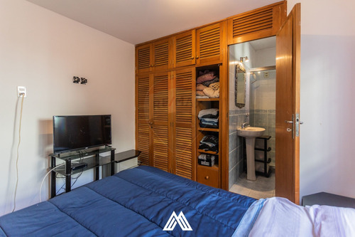Venta Casa 3 Dormitorios Pocitos C/ Parrilla