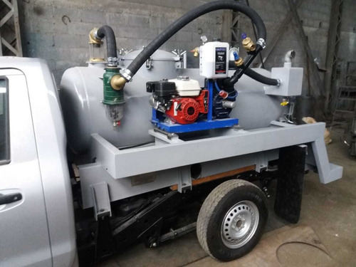 Imagen 3 de 9 de Tanque Séptico, De Presion Y Vacío, Para Desazolve 1000 Lts