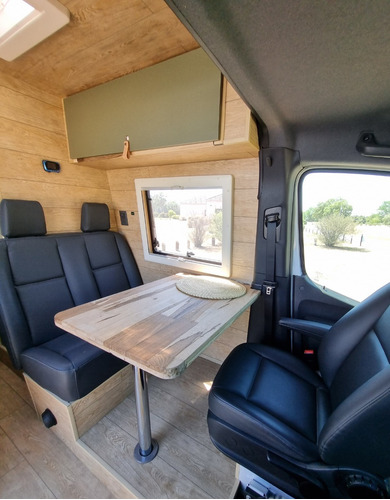 Imagen 14 de 25 de Motorhome 0km, Mercedes Benz Sprinter 516 4325