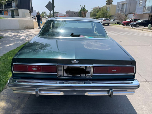 General Motors Caprice 2 Ptas. 1977, V8, 360, Automático