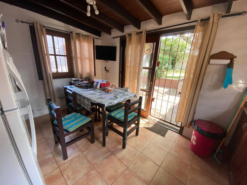 Venta De 2 Casas En Mismo Padrón Con 4 Dormitorios En Shangrila