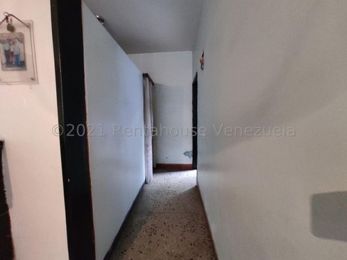 Imagen 22 de 30 de Casa En Venta En El Centro De Barquisimeto Precio De Oportunidad Gabriela.c #22-5731
