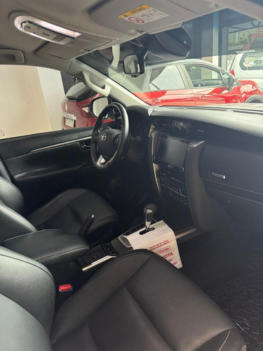 Toyota Hilux SW4 2.8 Srx 177cv 4x4 7as At