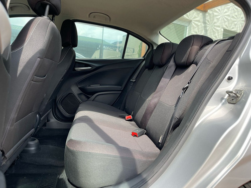 Fiat Cronos 1.8 Precision 16v Flex Aut. 4p