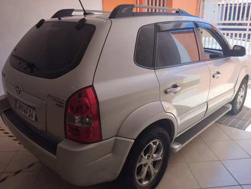 Hyundai Tucson 2.0 Gls 4x2 Flex Aut. 5p