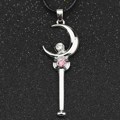 V Sailor Moon - Cetro Lunar Collar Gargantilla Color Plata.