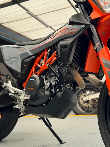 Ktm 690 Smc R Escape Akrapovic