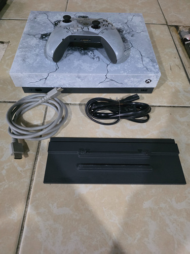 Consola Xbox One X 1tb Gears Of War 5 Color Black (Usado)