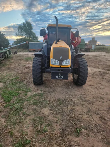 Tractor Valtra Bm 125i