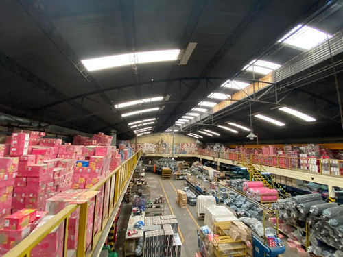 Imagen 15 de 25 de Galpón Industrial 3 Naves - 3600 M² Cub. - Oficinas - Baños - Vestuarios - San Justo